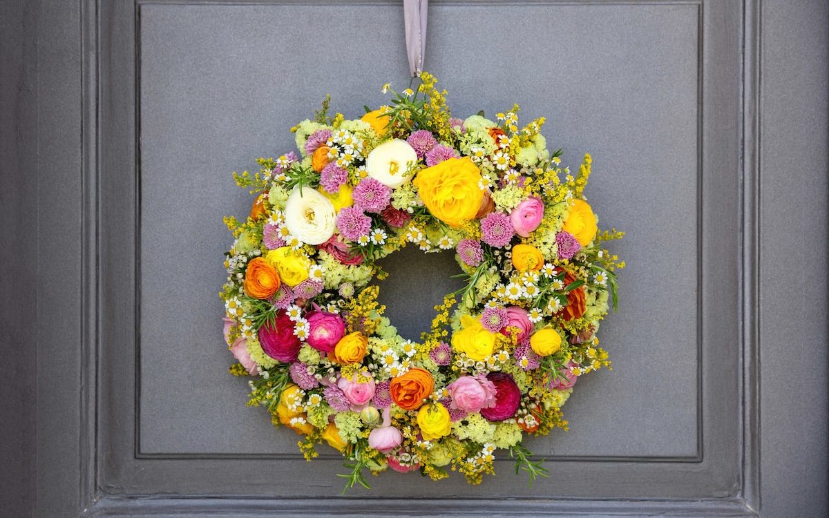 floral door wreath